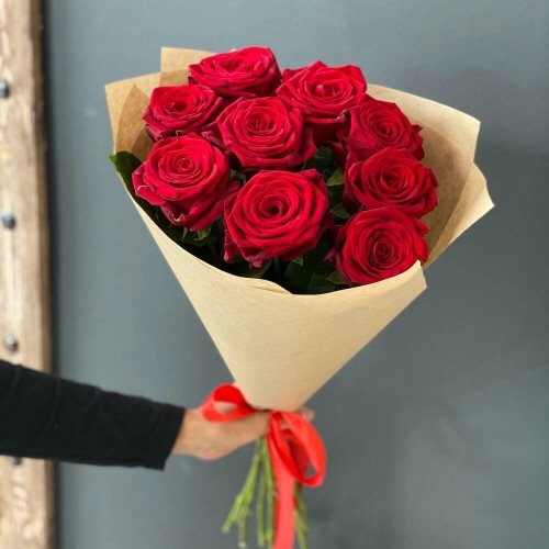 Купить на заказ Букет из 9 красных роз с доставкой в Степногорске