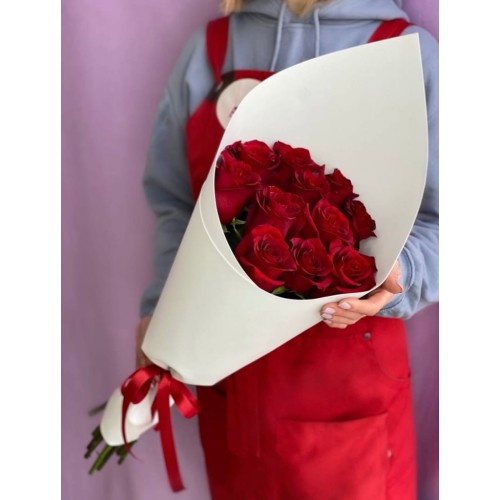 Купить на заказ 15 красных роз с доставкой в Степногорске