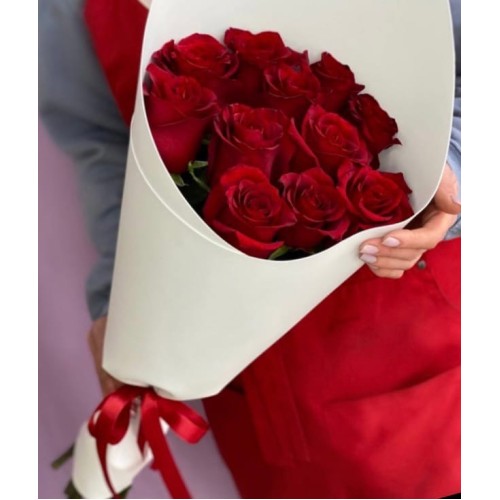 Купить на заказ Букет из 11 красных роз с доставкой в Степногорске