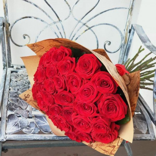 Купить на заказ Букет из 31 красной розы с доставкой в Степногорске