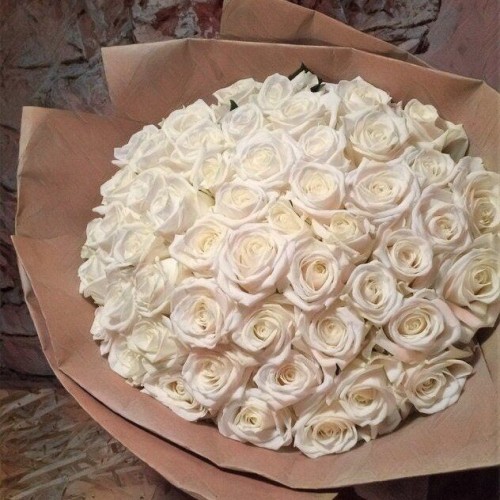 Купить на заказ Букет из 101 белой розы с доставкой в Степногорске